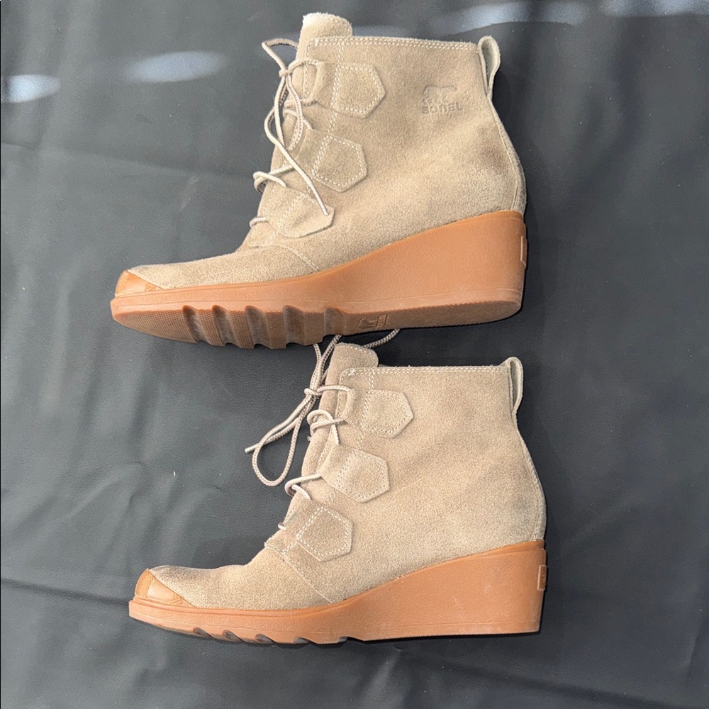 Sorel Taupe Suede Wedge Lace-Up Ankle Booties - Picture 4 of 8
